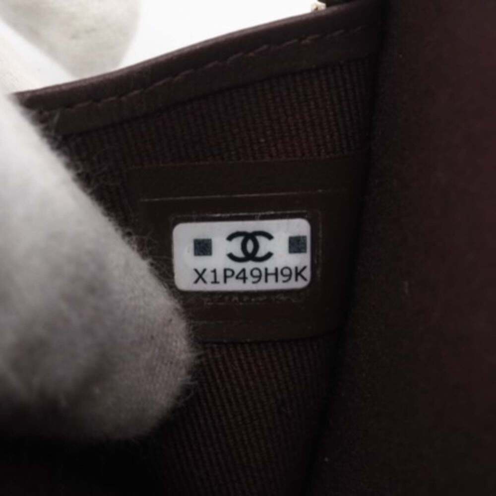 CHANEL Black Caviar Leather Logo Wallet - Picture 11 of 12